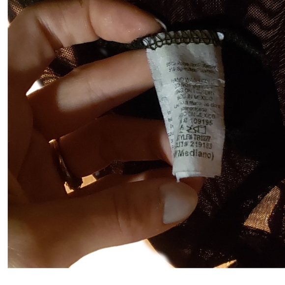 ADORABLE sheer crop top, cartoon print, pre loved, Med, blk net - Picture 5 of 5